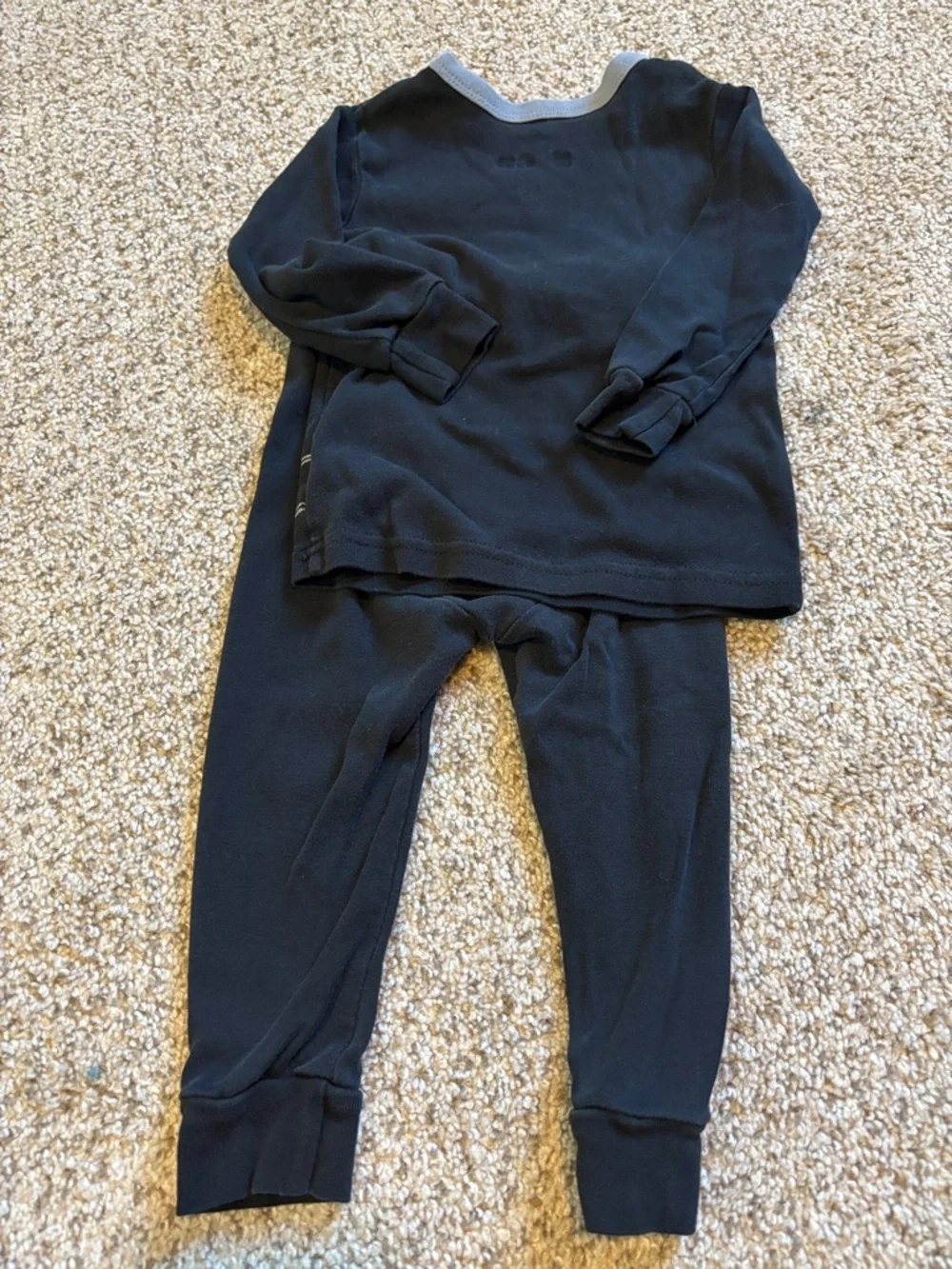 Baby Gap black Star Wars two-piece pajama set size 12 to 18 months 100% cotton